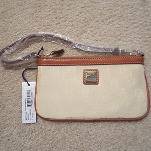 Dooney & Bourke Large Slim Wristlet